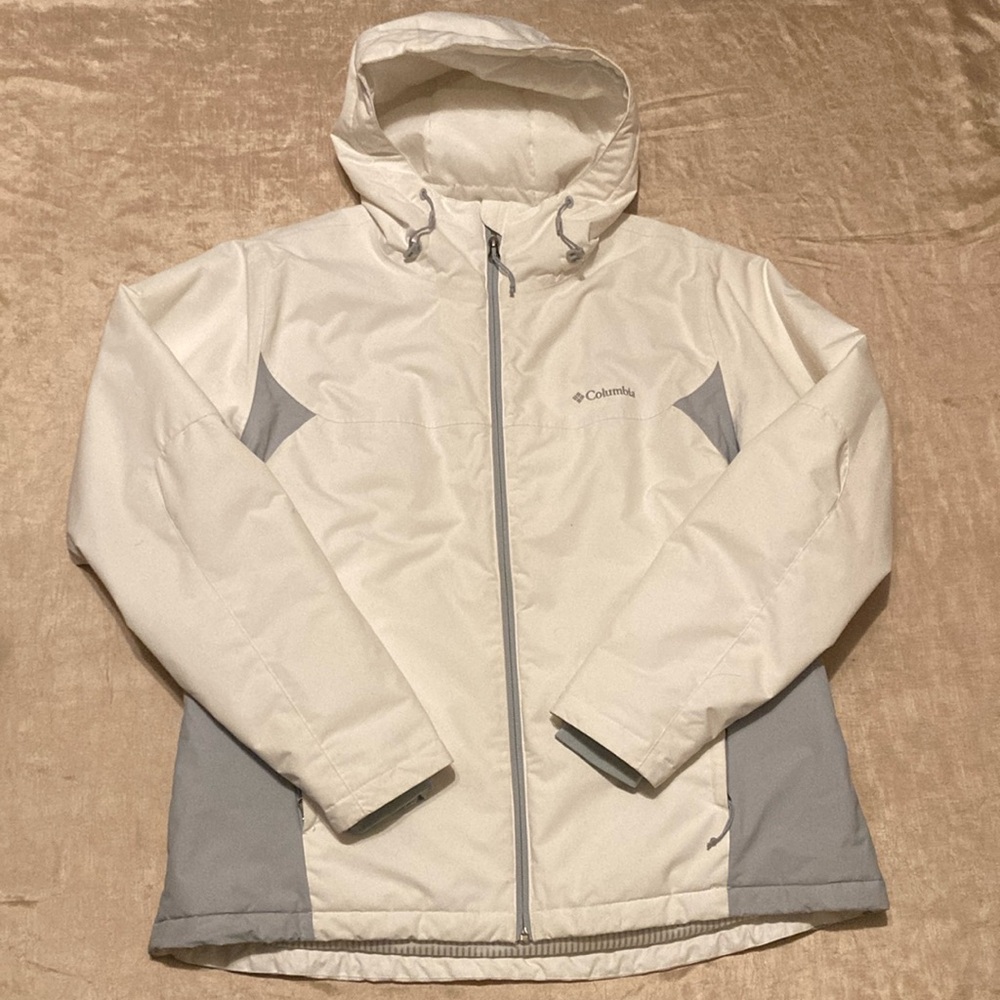 Columbia Thermal Coil White Hooded Jacket